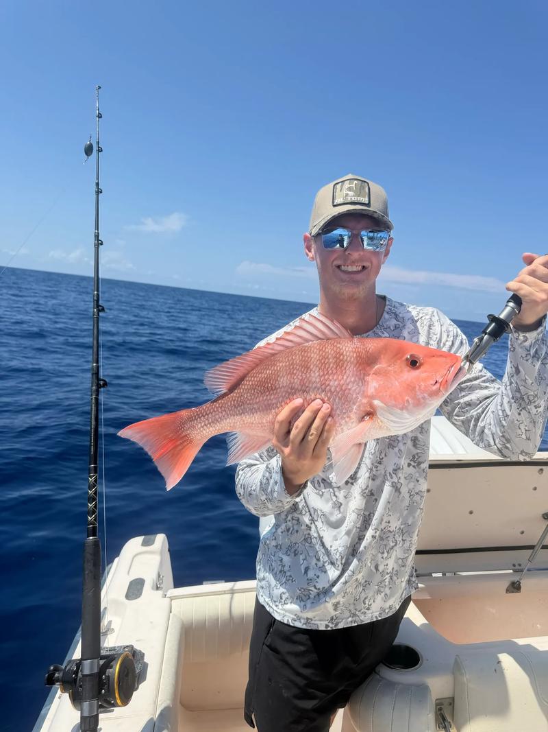 Offshore fishing in the Gulf with Go Fish SRQ Charters, Sarasota