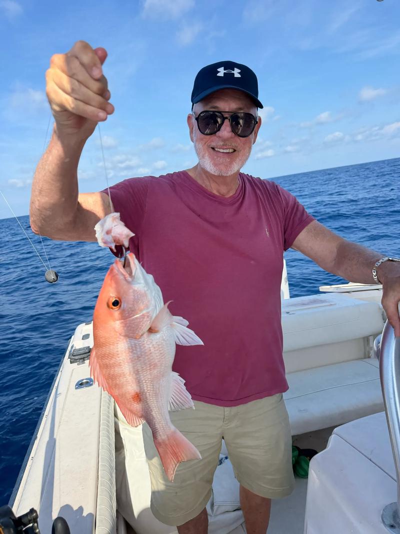 Offshore fishing in the Gulf with Go Fish SRQ Charters, Sarasota