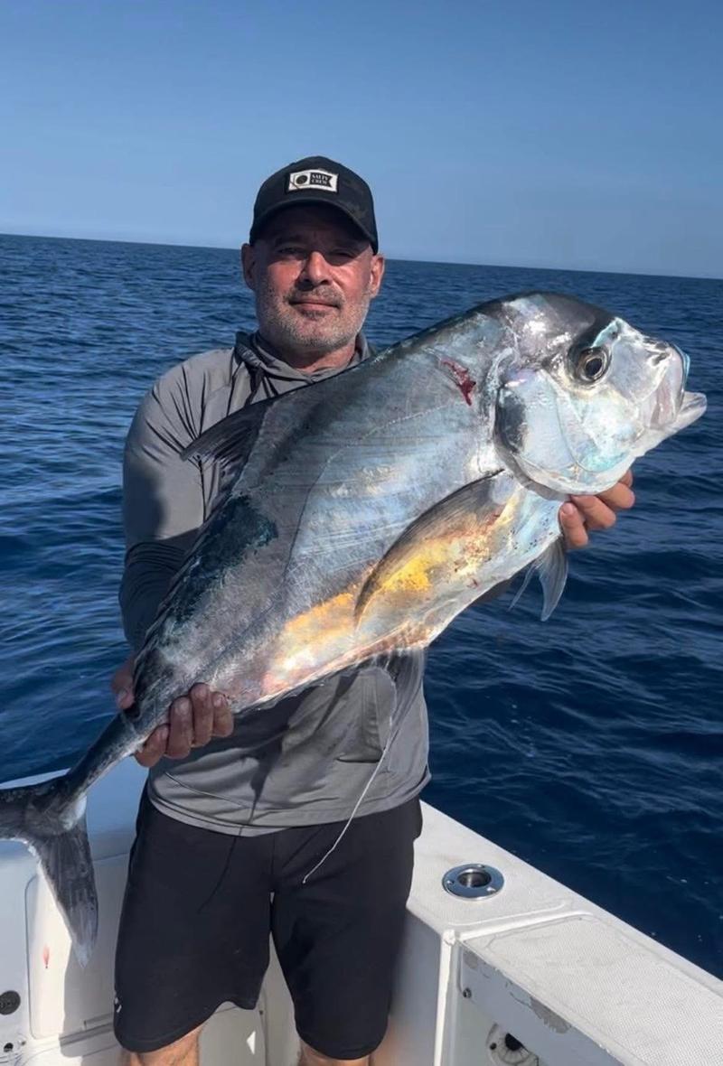 Offshore fishing in the Gulf with Go Fish SRQ Charters, Sarasota