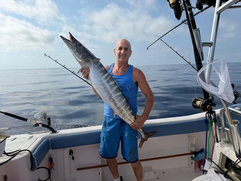 Offshore fishing in the Gulf with Go Fish SRQ Charters, Sarasota