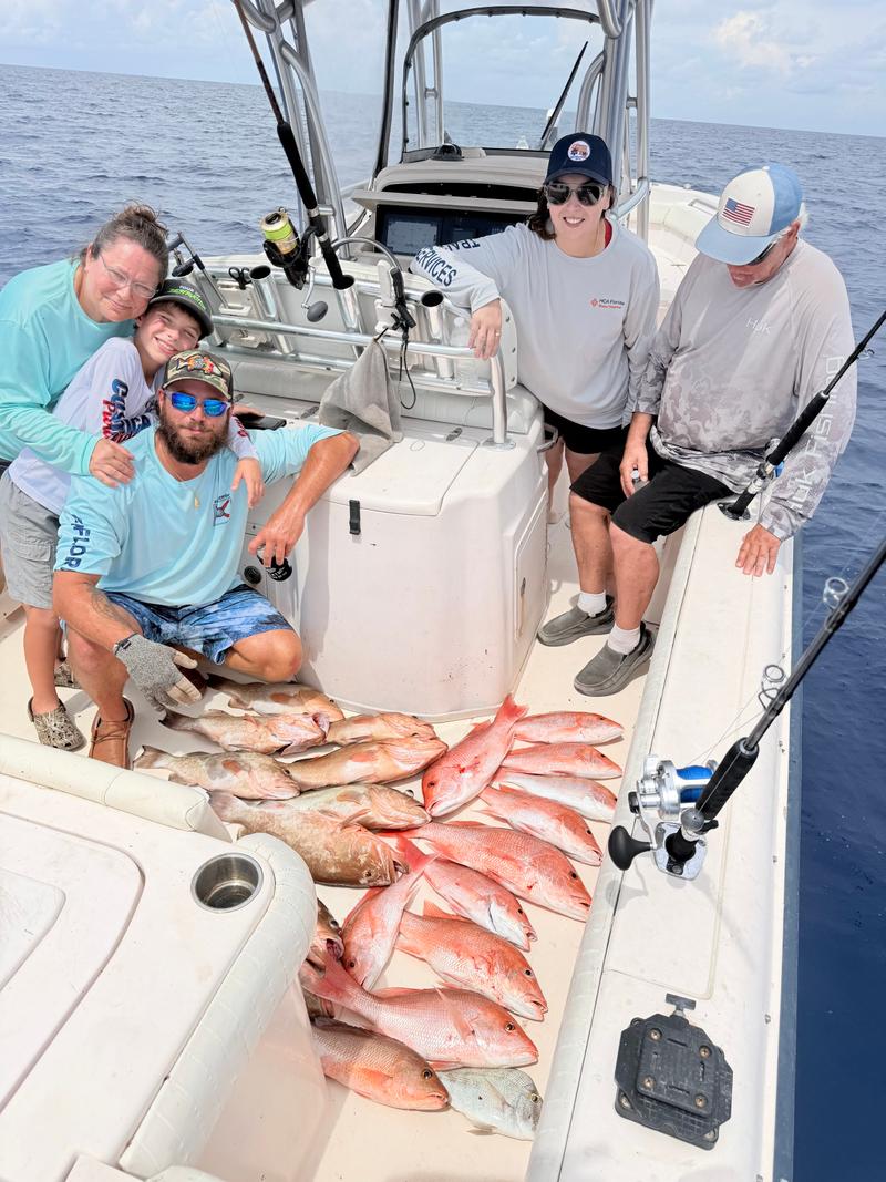 Offshore fishing in the Gulf with Go Fish SRQ Charters, Sarasota