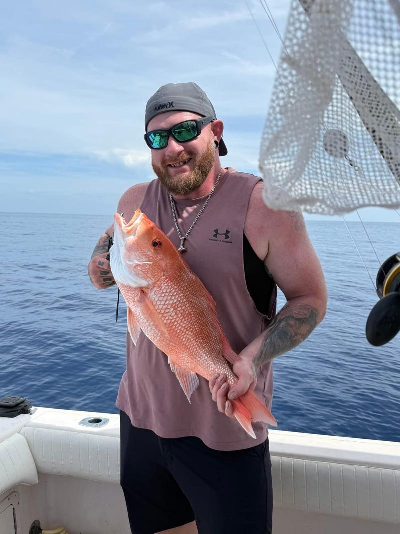 Offshore fishing in the Gulf with Go Fish SRQ Charters, Sarasota