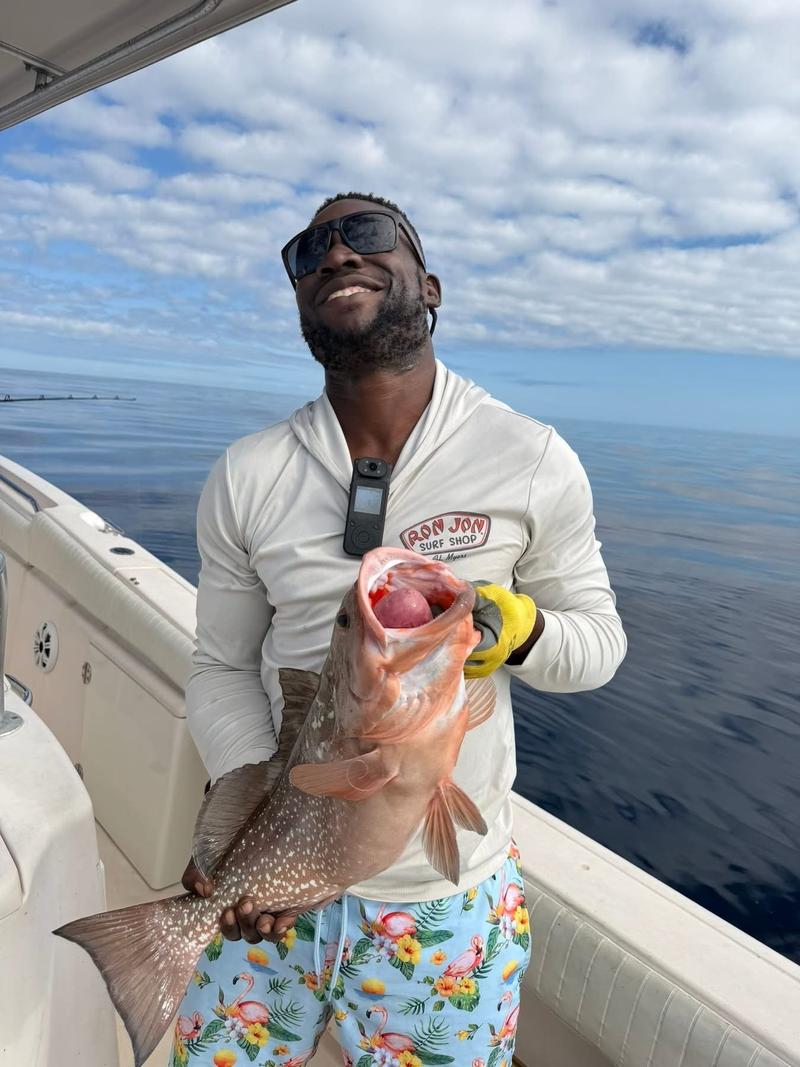 Offshore fishing in the Gulf with Go Fish SRQ Charters, Sarasota