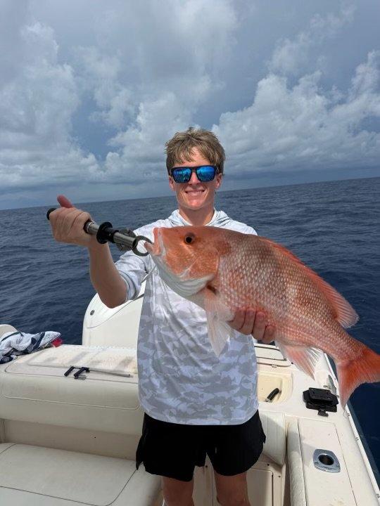 Offshore fishing in the Gulf with Go Fish SRQ Charters, Sarasota